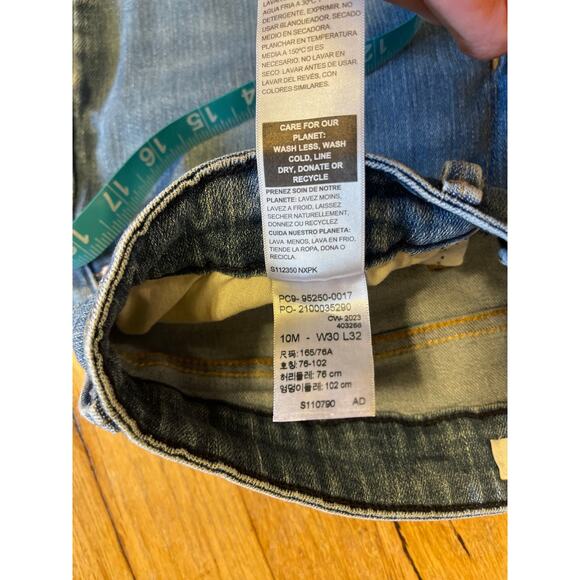Levi Strauss Signature Gold Mid-Rise Bootcut Womens Jeans Medium Wash Size 30 - Picture 4 of 7
